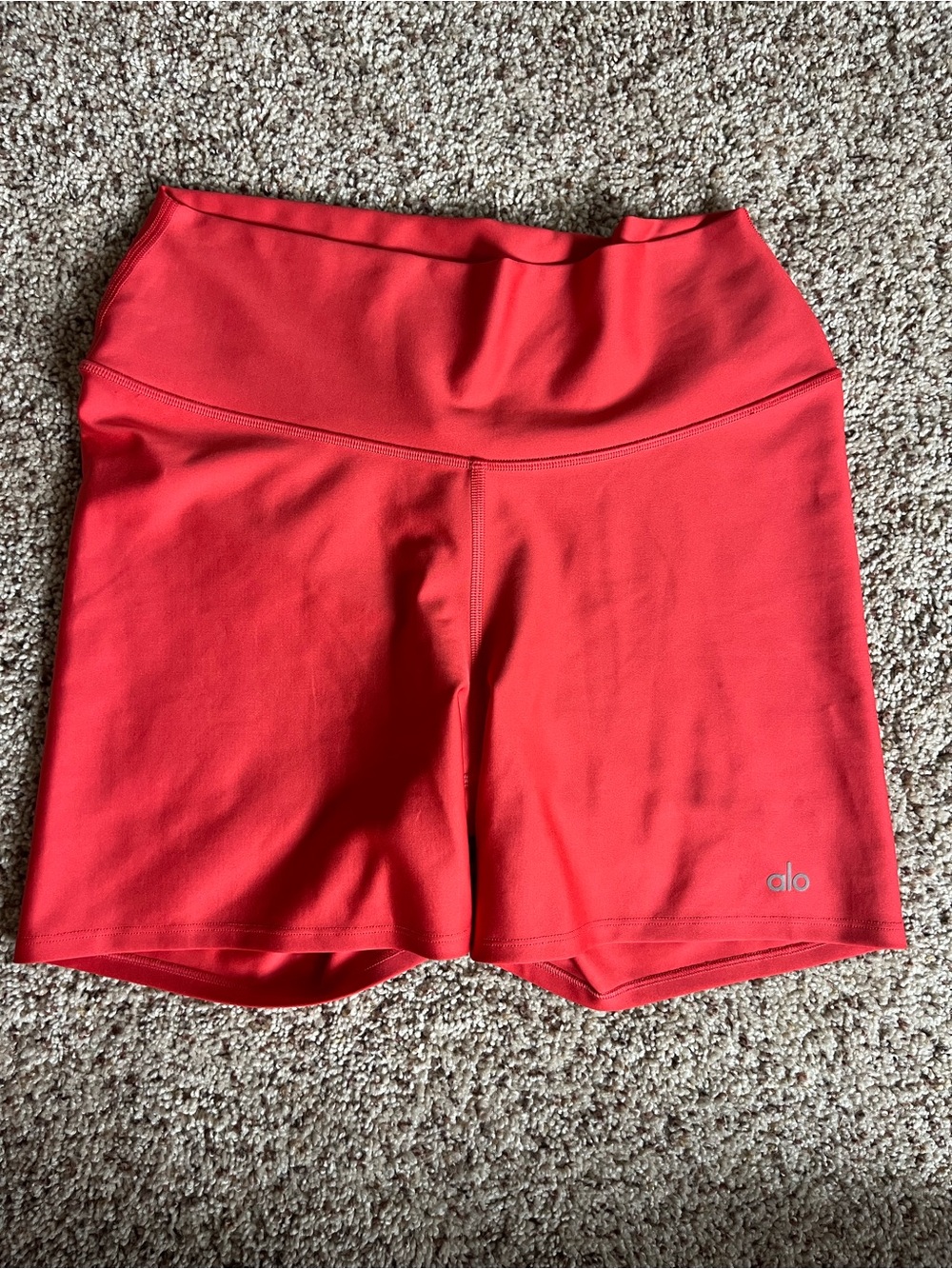 Alo NWOT High-Rise Red Airlift 3in Bike Shorts